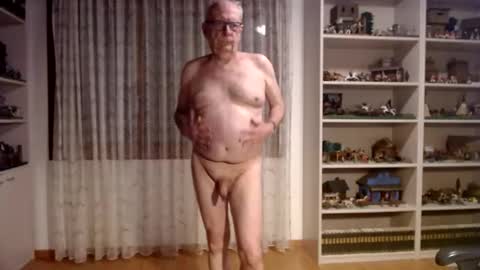 Snapshot of grandpach chatting on 02-19-25, 06:21 grandpach online show from 02-19-25, 06:21