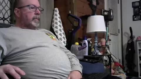 Snapshot of granitebuckeye1969 chatting on 12-24-24, 01:06 granitebuckeye1969 online show from 12-24-24, 01:06