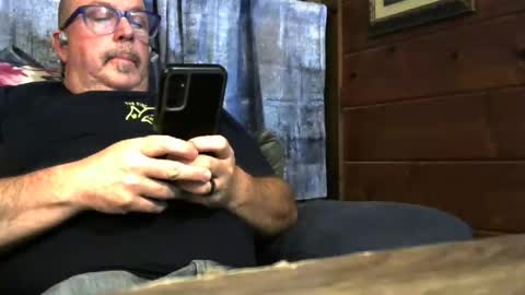 Snapshot of granitebuckeye1969 chatting on 10-18-25, 12:02 granitebuckeye1969 online show from 10-18-25, 12:02