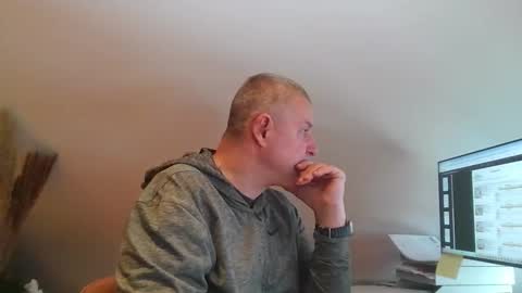 grau197077 online show from 02-04-26, 09:48