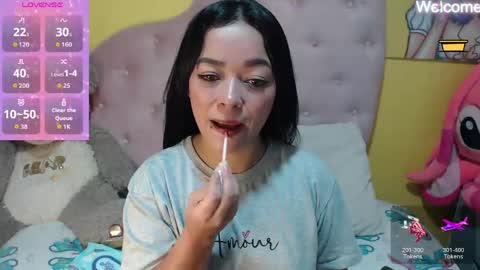 Snapshot of gray_sophiee chatting on 05-08-26, 01:44 Sophie Gray online show from 05-08-26, 01:44