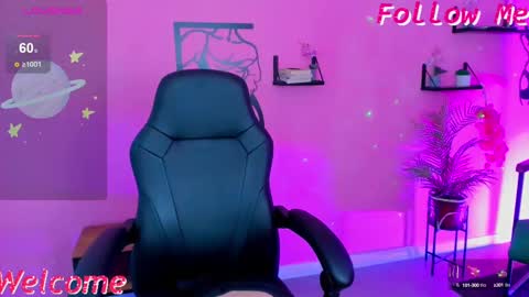 GrayceWild online show from 02-28-25, 11:25