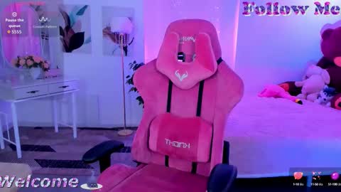 GrayceWild online show from 10-09-25, 11:30