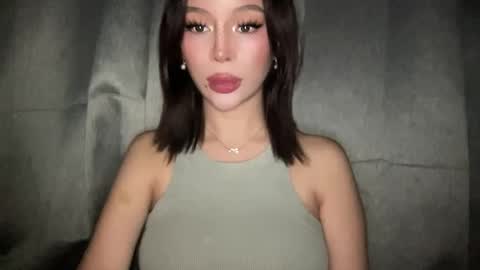 Snapshot of greatpretenderxxx chatting on 12-15-25, 07:07 Marie Pelie online show from 12-15-25, 07:07