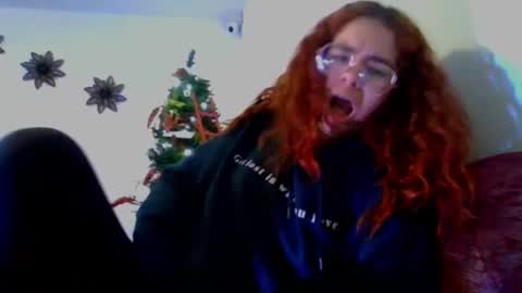 Snapshot of greciaruiz chatting on 12-06-24, 01:07 GreciaRuiz online show from 12-06-24, 01:07