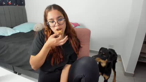 Snapshot of greciaruiz chatting on 09-26-25, 11:20 GreciaRuiz online show from 09-26-25, 11:20