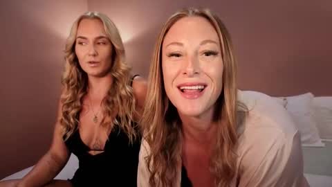 Snapshot of green_eyed_goddess_ chatting on 02-17-26, 02:08 Green Eyed Goddess online show from 02-17-26, 02:08