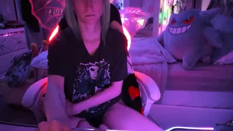 GreenEyedLovexo online show from 12-01-25, 06:29