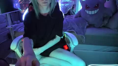 GreenEyedLovexo online show from 04-21-26, 05:14