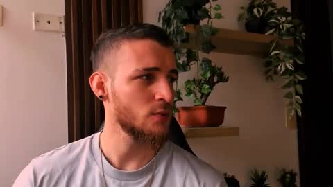 Juan online show from 11-23-25, 03:45