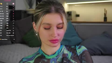 Kelly online show from 04-27-26, 02:26