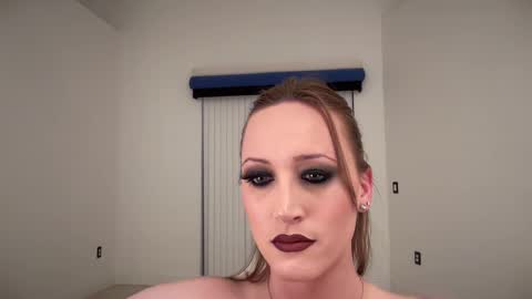 SexQueen Nikki online show from 09-15-25, 02:22