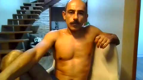 Snapshot of grego435380 chatting on 02-21-25, 01:55 grego435380 online show from 02-21-25, 01:55