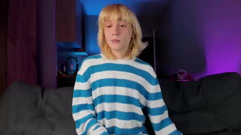 Greg-independent model online show from 03-08-25, 07:31