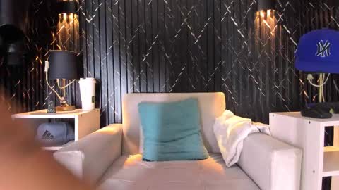Snapshot of gregory_sforza chatting on 09-20-25, 12:17 GregorySforza online show from 09-20-25, 12:17