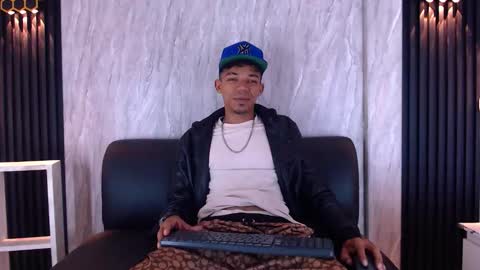 Snapshot of gregory_sforza chatting on 10-01-25, 01:17 GregorySforza online show from 10-01-25, 01:17