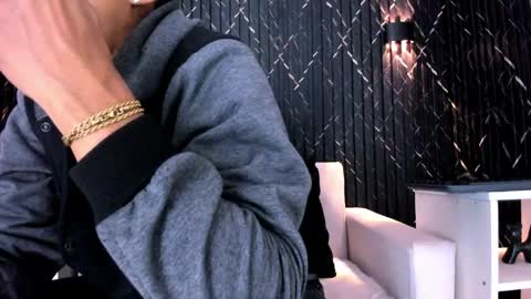GregorySforza online show from 05-10-26, 03:33