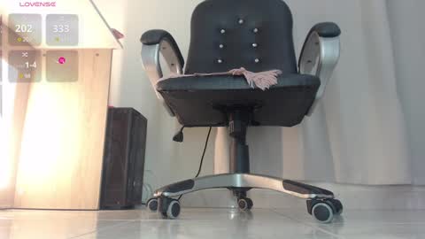  Greta  online show from 01-13-25, 08:04