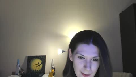 Snapshot of gretamiln chatting on 01-11-25, 02:20 Greta online show from 01-11-25, 02:20