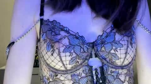 Greta online show from 12-19-25, 10:17