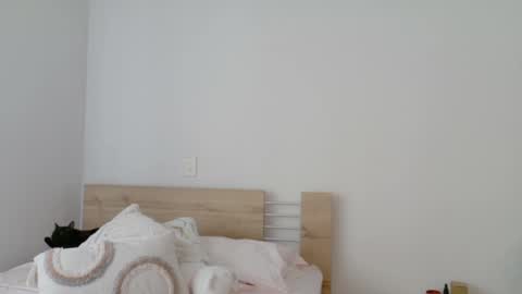 Snapshot of grettabenett_ chatting on 01-27-25, 07:13 Gretta online show from 01-27-25, 07:13