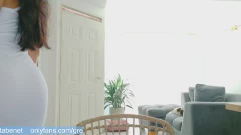 Gretta online show from 04-15-26, 09:37