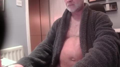 greyfox_6000 online show from 01-06-25, 09:00