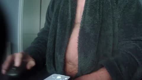 greyfox_6000 online show from 03-09-25, 06:39