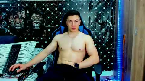 Snapshot of griego01 chatting on 07-14-26, 05:56 griego01 online show from 07-14-26, 05:56