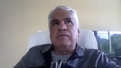 Snapshot of grisa01 chatting on 05-16-26, 01:10 grisa01 online show from 05-16-26, 01:10