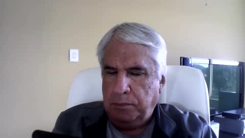 Snapshot of grisa01 chatting on 06-09-26, 01:01 grisa01 online show from 06-09-26, 01:01