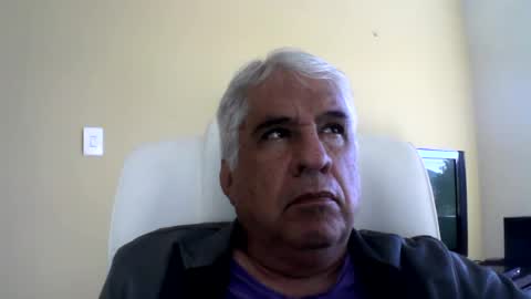Snapshot of grisa01 chatting on 07-03-26, 01:06 grisa01 online show from 07-03-26, 01:06