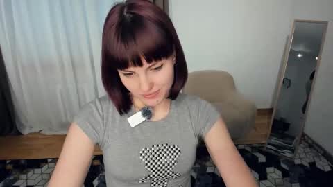 Snapshot of grl_in_power chatting on 12-15-25, 10:30 Sara online show from 12-15-25, 10:30