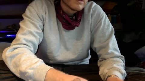 Snapshot of gruendamien chatting on 01-09-25, 02:40 gruendamien online show from 01-09-25, 02:40