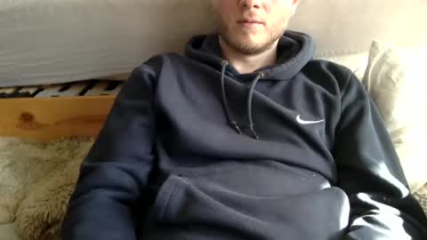 gruendamien online show from 04-22-26, 03:02