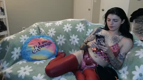 grumpytwo online show from 12-19-24, 02:23