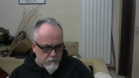 Snapshot of grz65 chatting on 01-05-25, 10:53 GRIZZLY65 online show from 01-05-25, 10:53