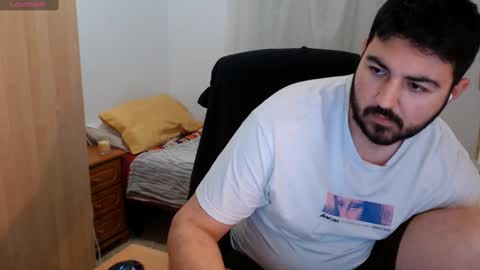 Snapshot of gsendra chatting on 03-09-25, 04:55 gsendra online show from 03-09-25, 04:55