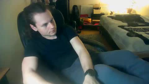 Snapshot of gsjw chatting on 11-24-25, 05:45 Gizzy online show from 11-24-25, 05:45