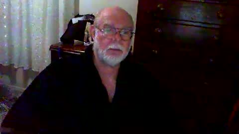 Gary online show from 04-21-26, 01:42