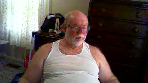Gary online show from 06-10-26, 01:32