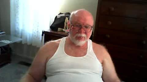 Gary online show from 06-17-26, 01:56