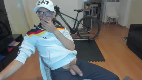 guachin_new online show from 09-14-25, 06:29