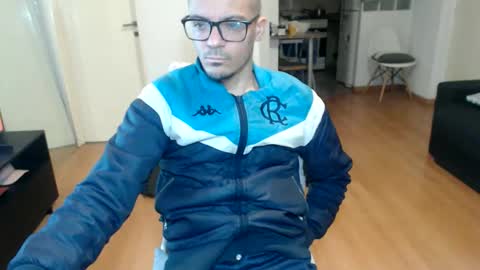 guachin_new online show from 06-10-26, 03:29