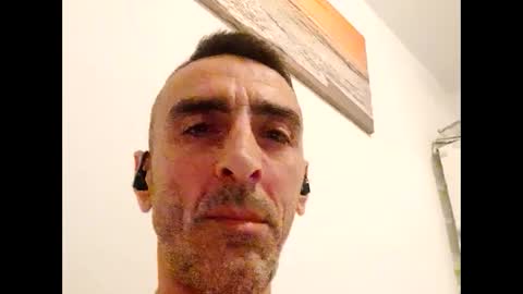 Snapshot of guanchoe chatting on 03-02-25, 08:18 guanchoe online show from 03-02-25, 08:18