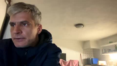 Snapshot of guardiannif_ chatting on 03-10-25, 03:34 guardiannif_ online show from 03-10-25, 03:34