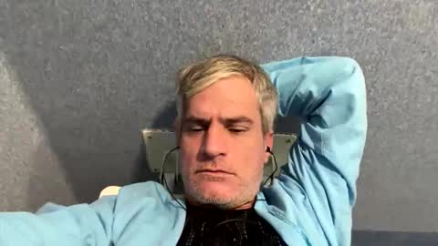 Snapshot of guardiannif_ chatting on 09-22-25, 01:35 guardiannif_ online show from 09-22-25, 01:35