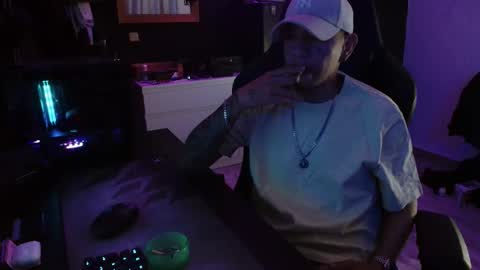 Guayaco  online show from 11-01-25, 01:40