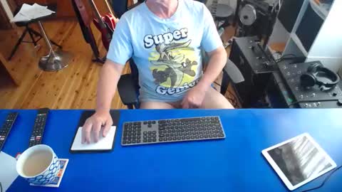 Snapshot of guesswhatigot2 chatting on 01-21-25, 08:08 guesswhatigot2 online show from 01-21-25, 08:08