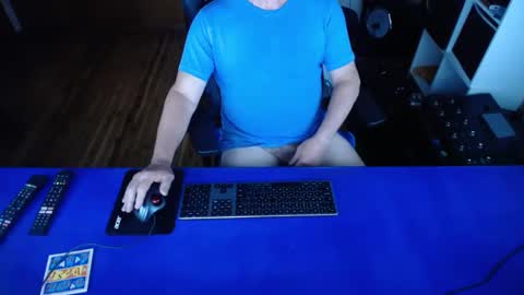 Snapshot of guesswhatigot2 chatting on 02-12-25, 08:49 guesswhatigot2 online show from 02-12-25, 08:49